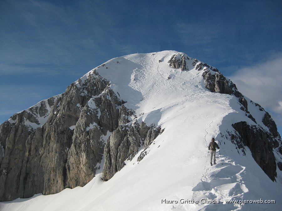 06 Salita al Ferrante (2427 m).JPG